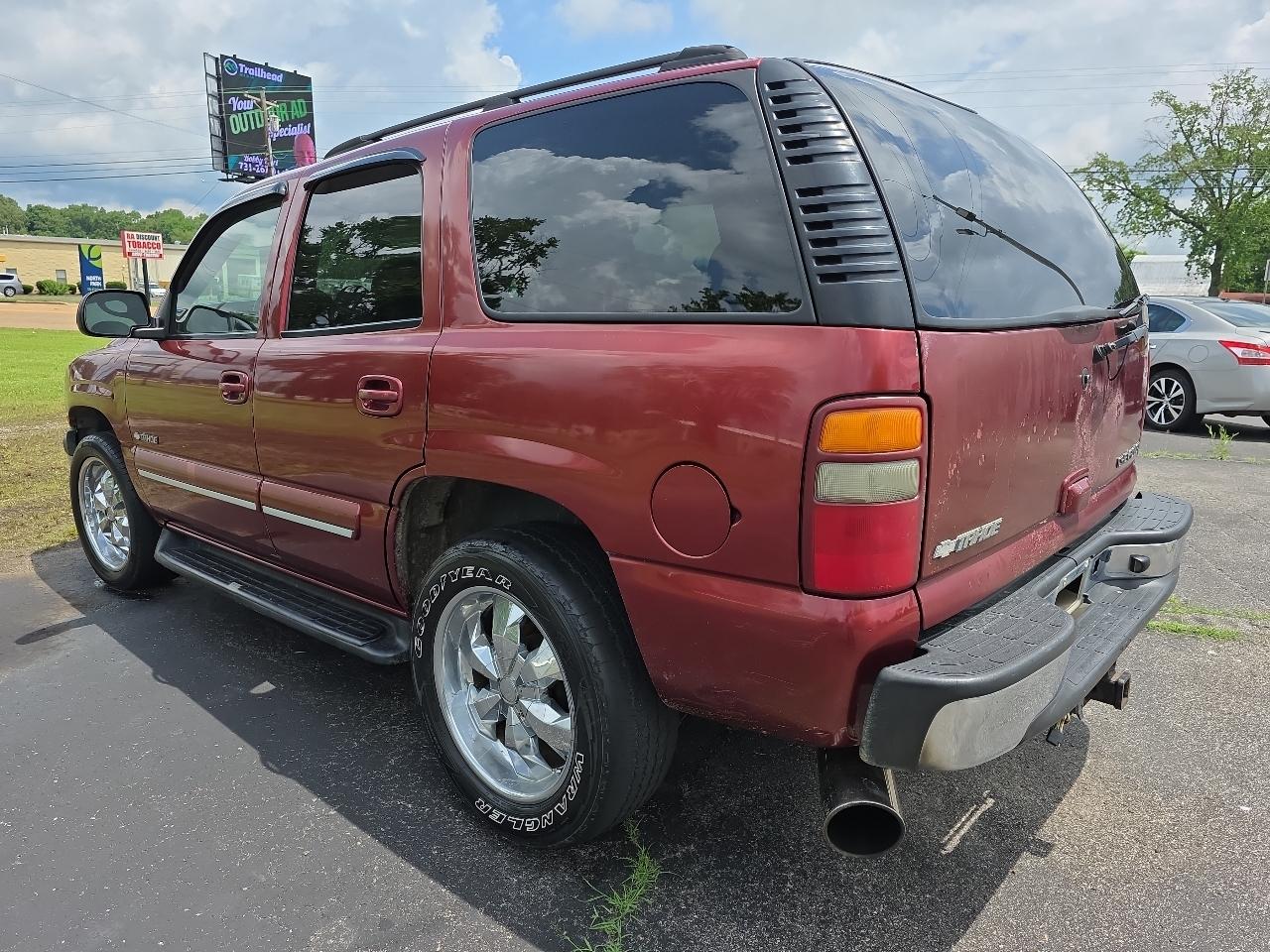 Chevrolet Tahoe 2WD 2003