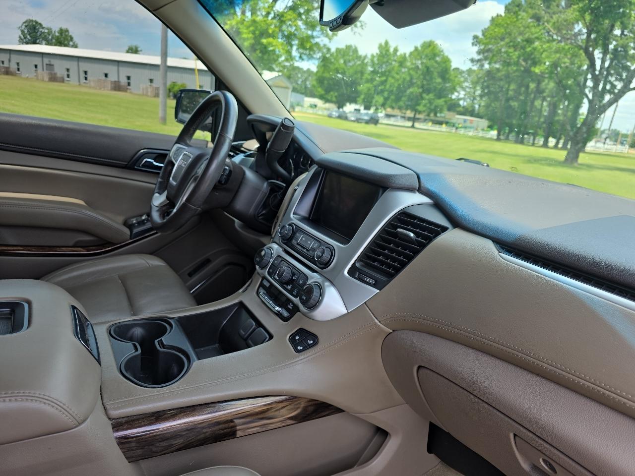 GMC Yukon SLT 2WD 2015