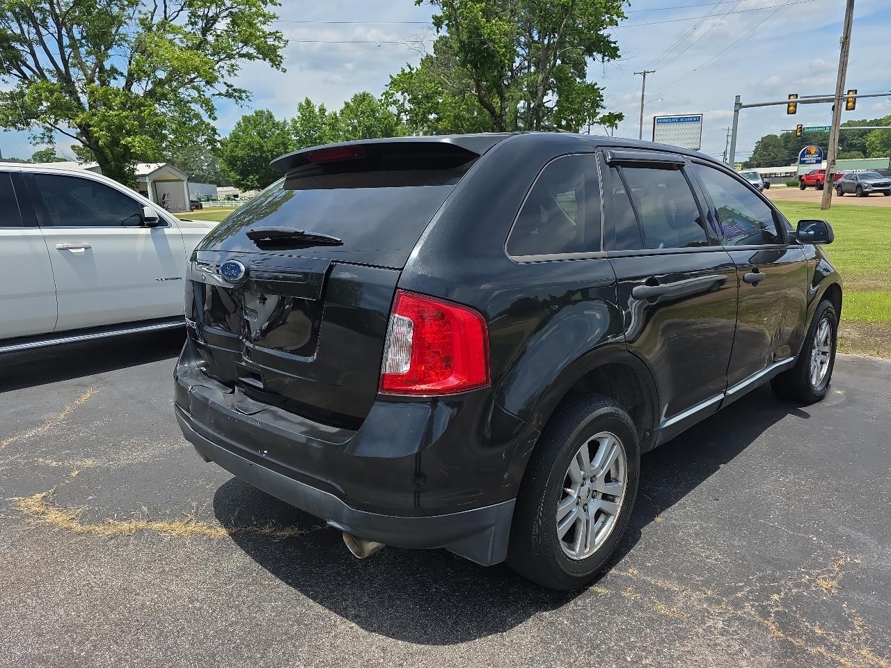 Ford Edge SE FWD 2011