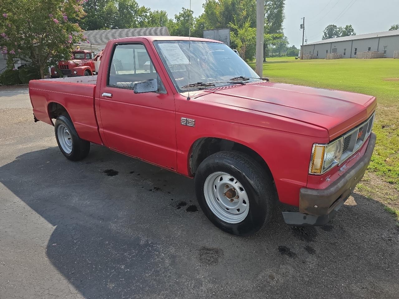 GMC S15 Pickup Reg. Cab Long Bed 2WD 1988