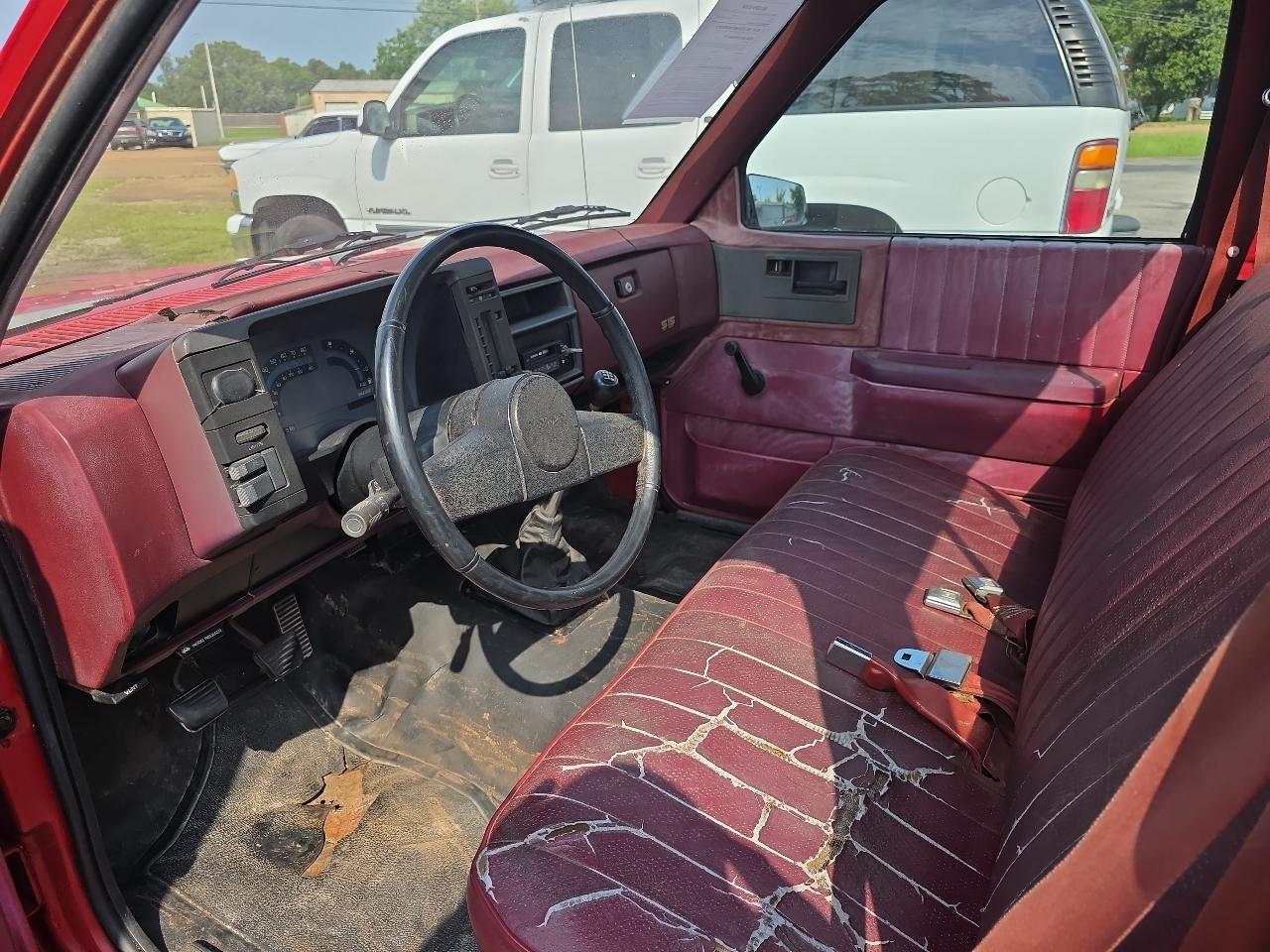 GMC S15 Pickup Reg. Cab Long Bed 2WD 1988