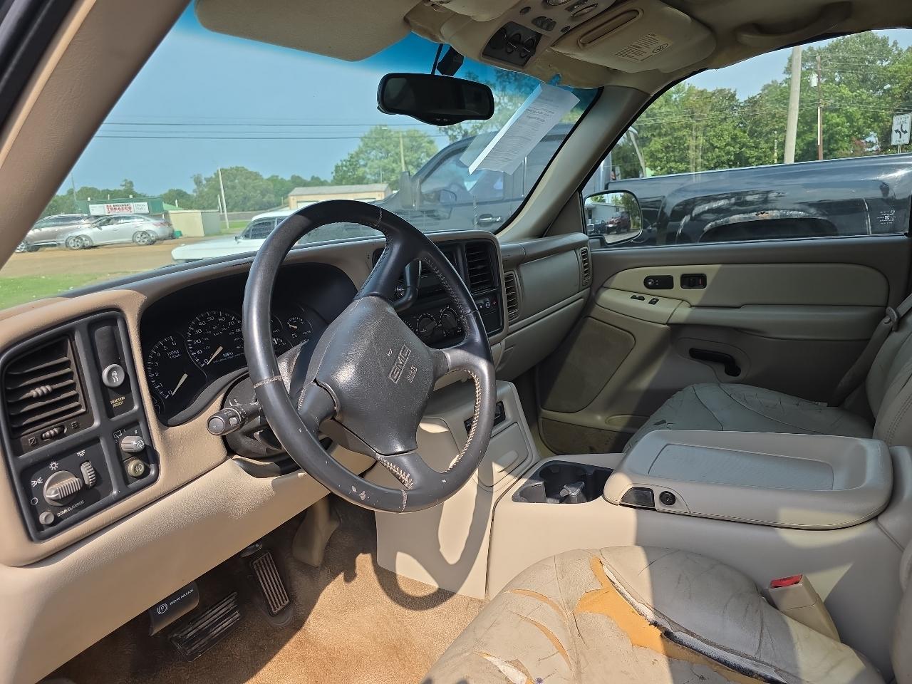 GMC Yukon XL 1500 2WD 2002