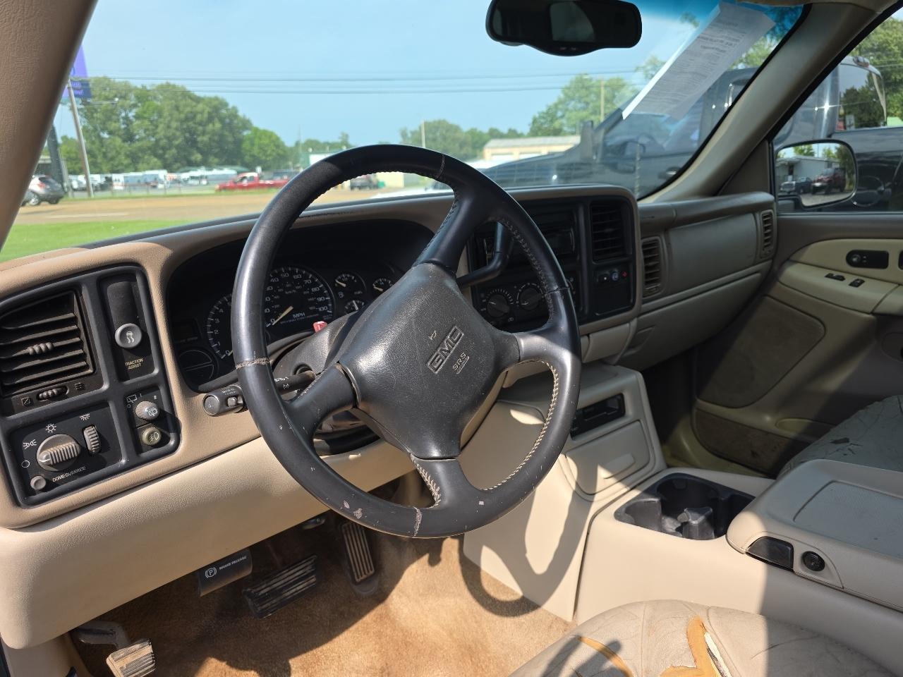 GMC Yukon XL 1500 2WD 2002