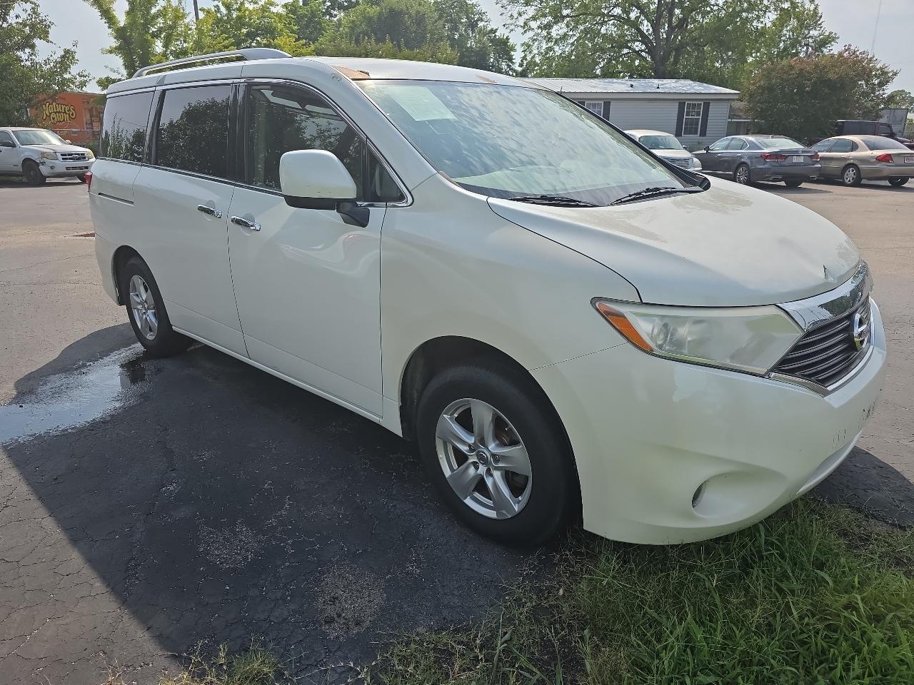 Nissan Quest S 2016