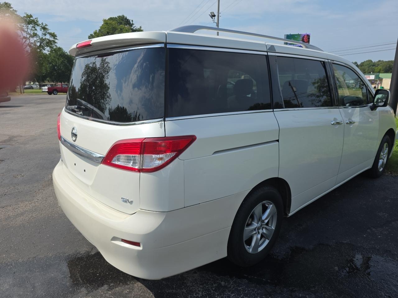 Nissan Quest S 2016