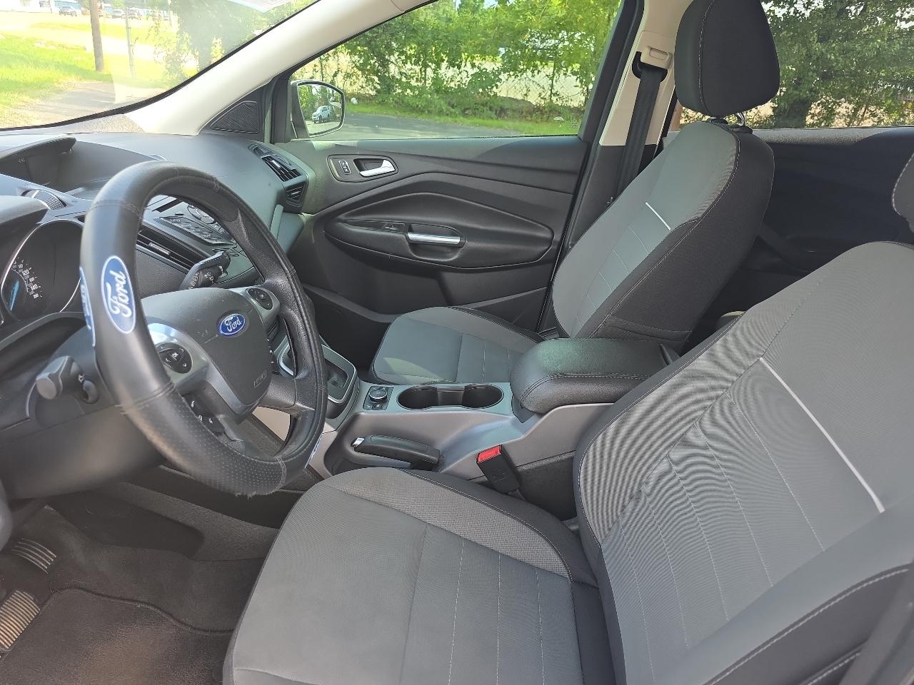Ford Escape SE FWD 2014
