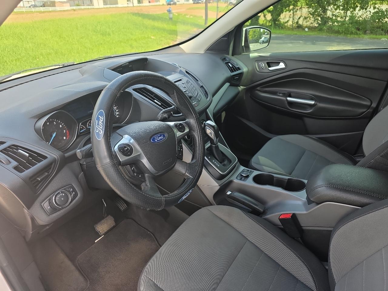 Ford Escape SE FWD 2014