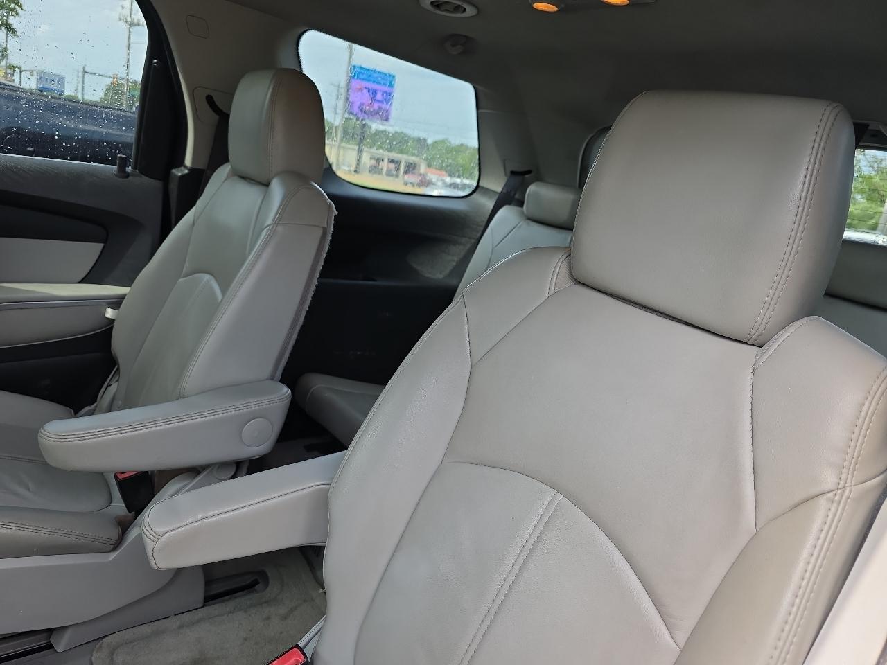 GMC Acadia SLT-1 FWD 2012