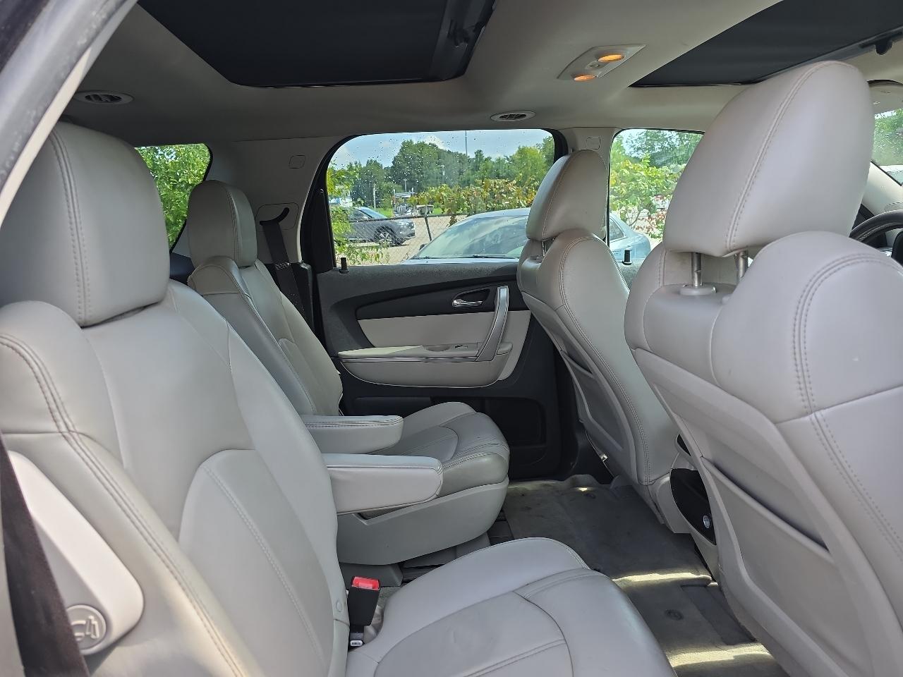 GMC Acadia SLT-1 FWD 2012