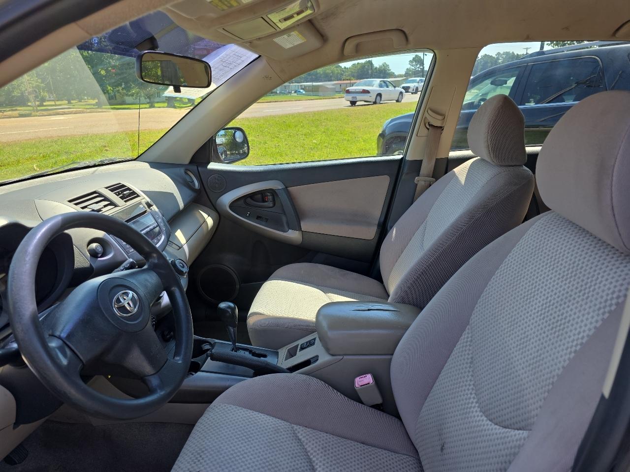 Toyota RAV4 Base I4 2WD 2008
