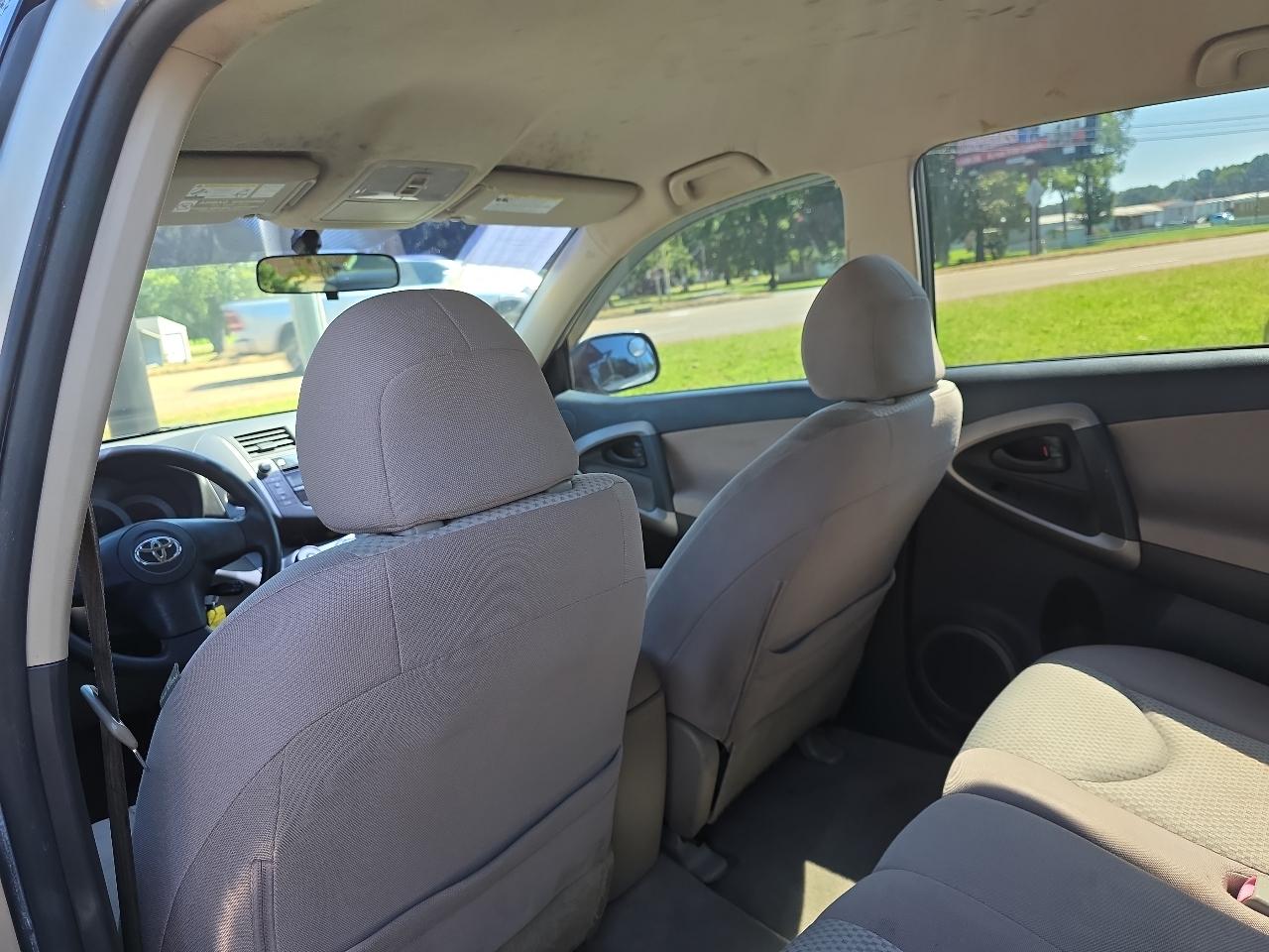 Toyota RAV4 Base I4 2WD 2008