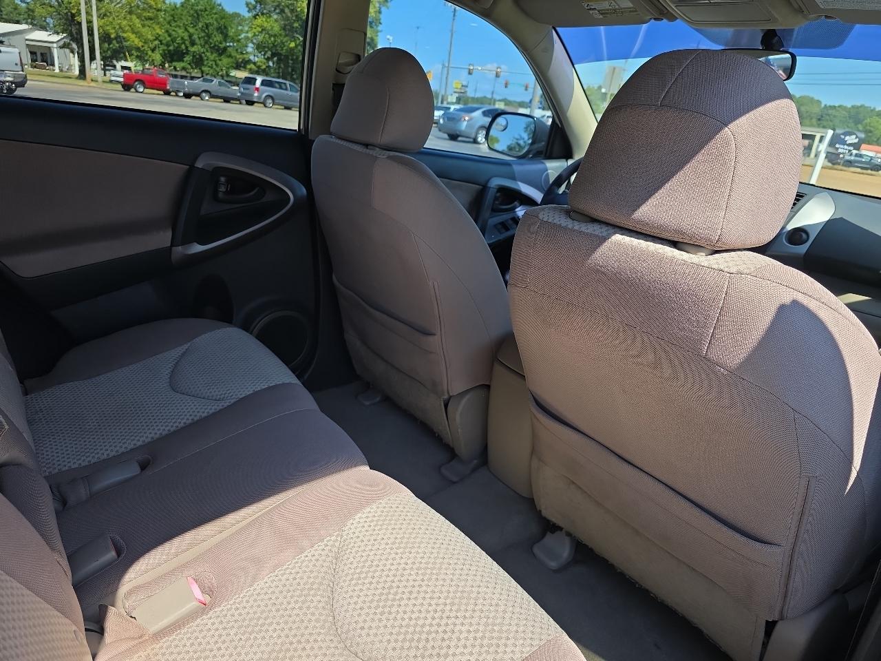 Toyota RAV4 Base I4 2WD 2008
