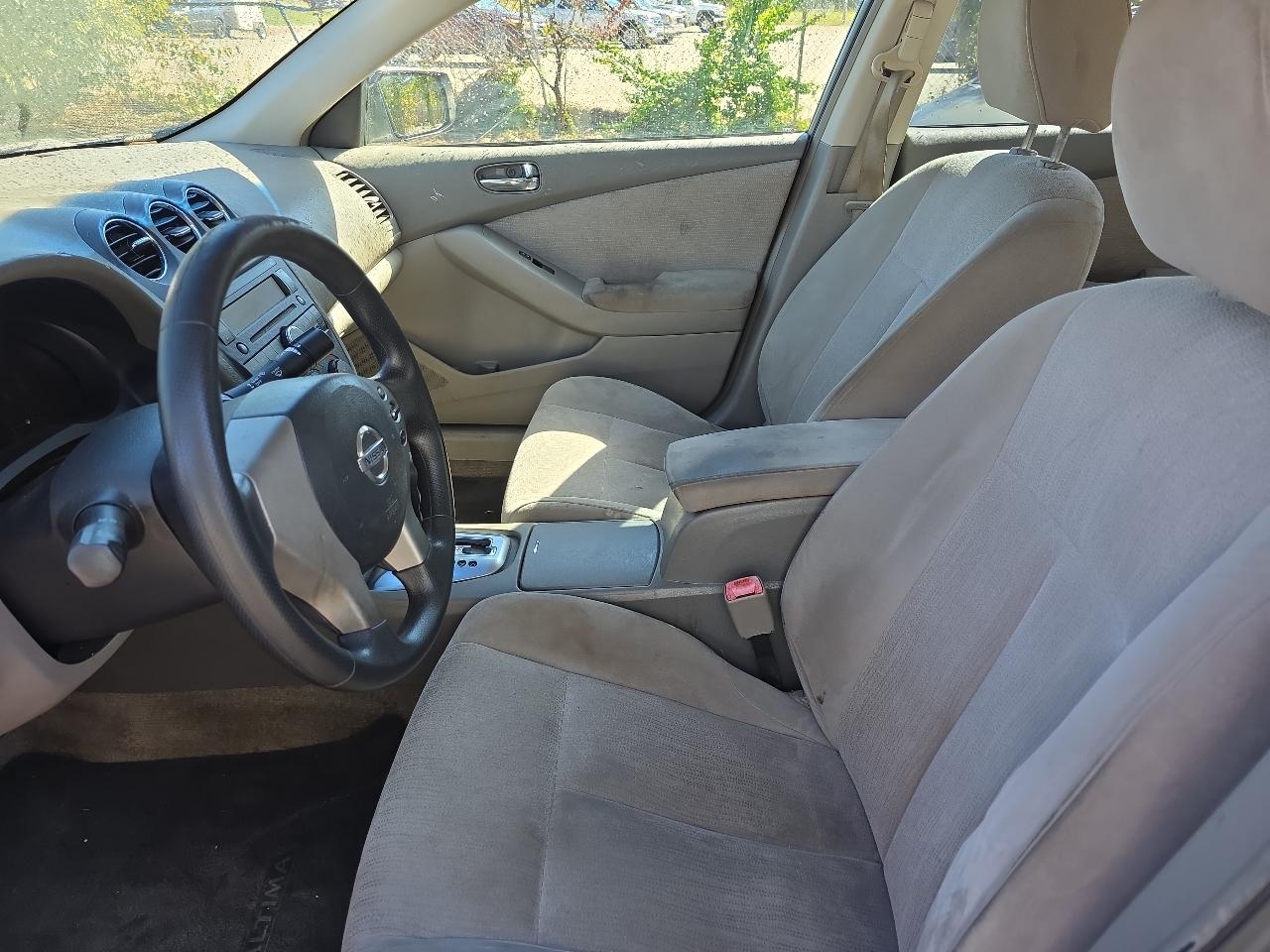Nissan Altima 2.5 S 2010