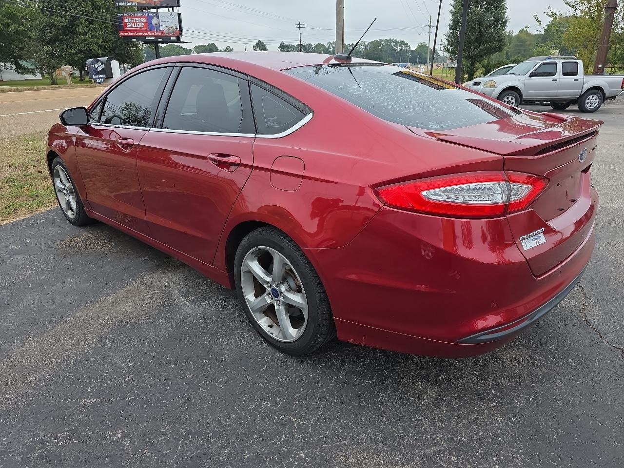 Ford Fusion SE 2014