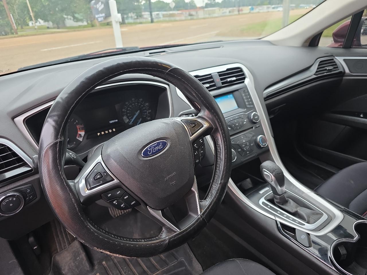 Ford Fusion SE 2014