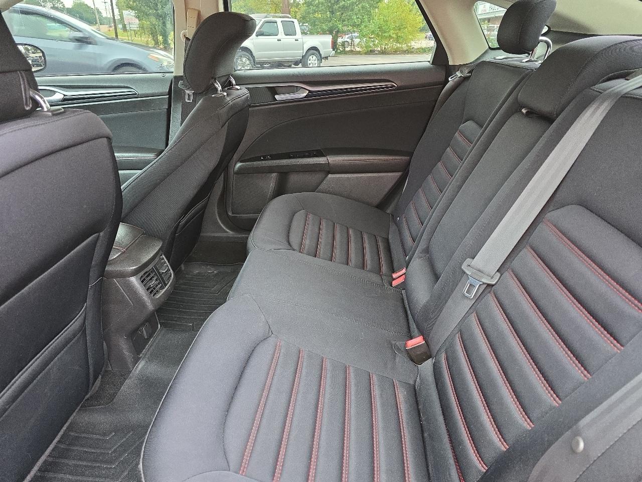 Ford Fusion SE 2014
