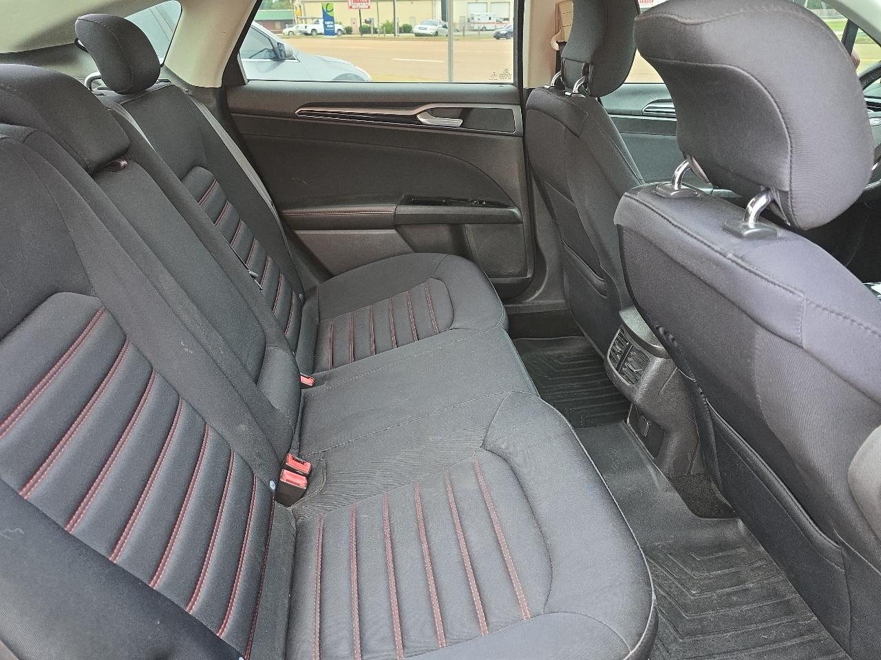Ford Fusion SE 2014