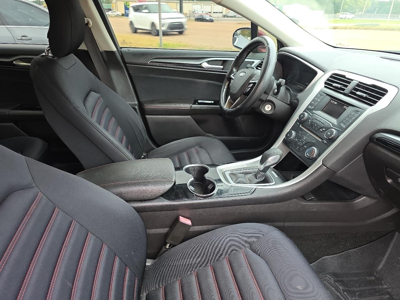 Ford Fusion SE 2014