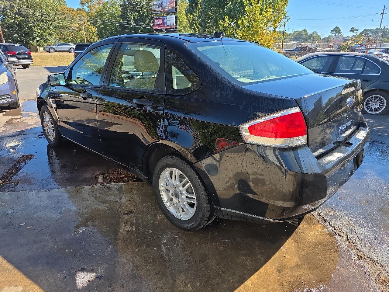 Ford Focus SE Sedan 2008