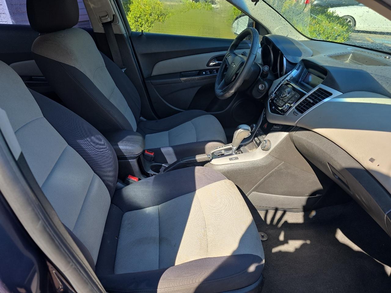 Chevrolet Cruze LS Auto 2014