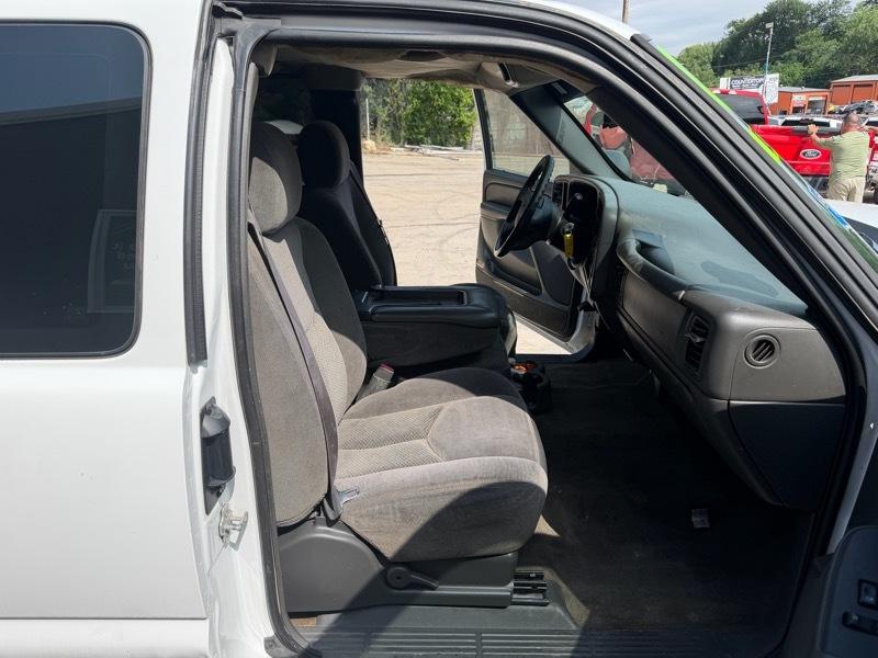 Chevrolet Silverado 2500HD 2WD 2005