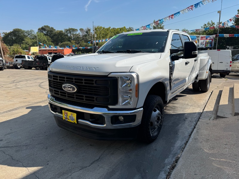 Ford F-350 SD XL 4WD DRW 2023 Ford F-350 SD XL 4WD DRW 2023