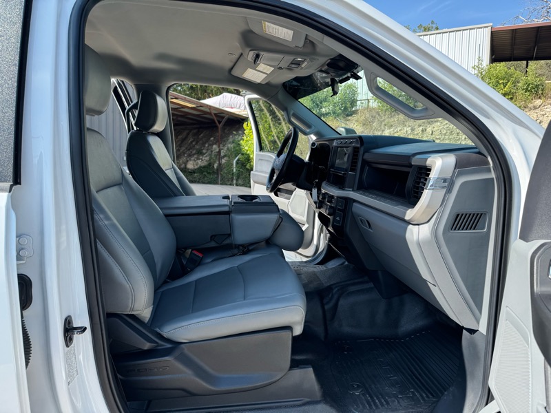 Ford F-350 SD XL 4WD DRW 2023 Ford F-350 SD XL 4WD DRW 2023