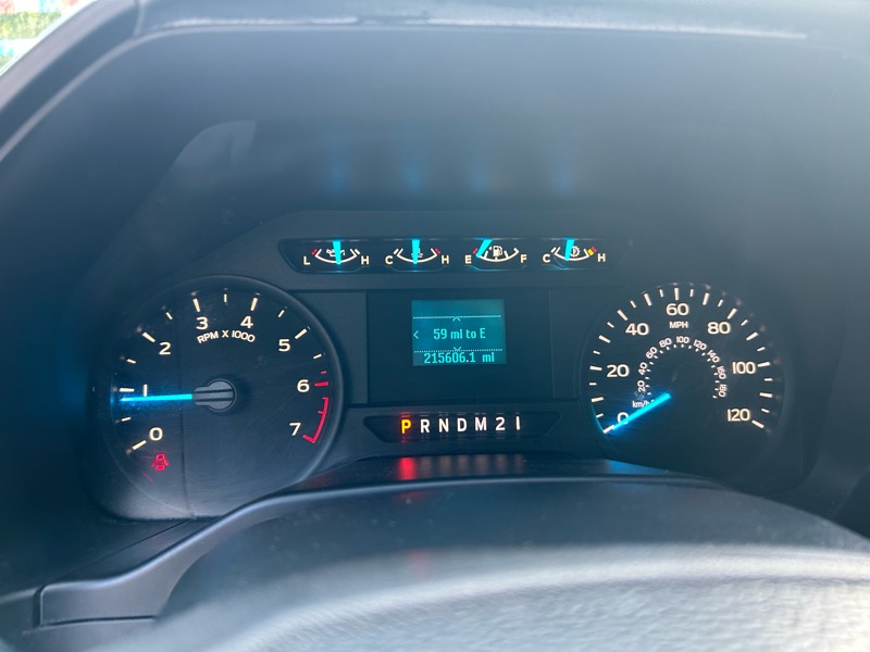 Ford F-150 4WD SuperCab 145" XL 2016 Ford F-150 4WD SuperCab 145" XL 2016