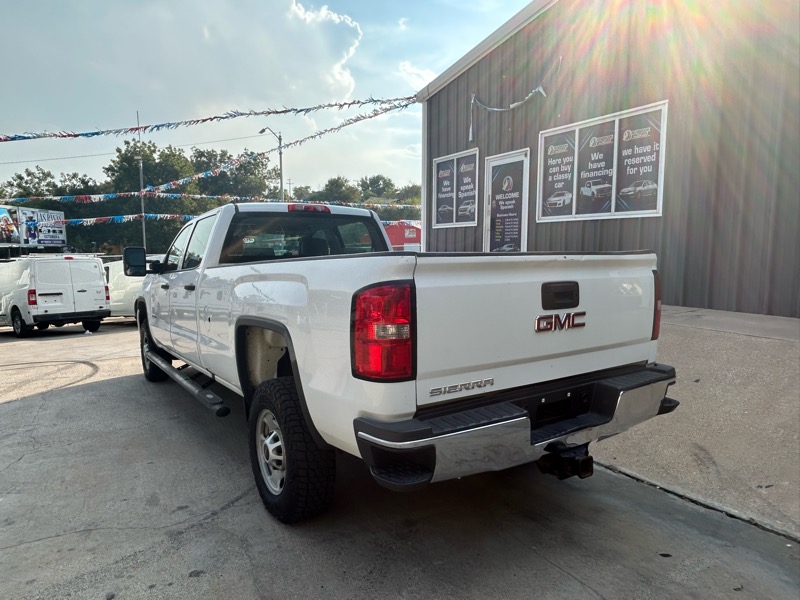 GMC Sierra 2500HD Base Crew Cab 4WD 2017 GMC Sierra 2500HD Base Crew Cab 4WD 2017