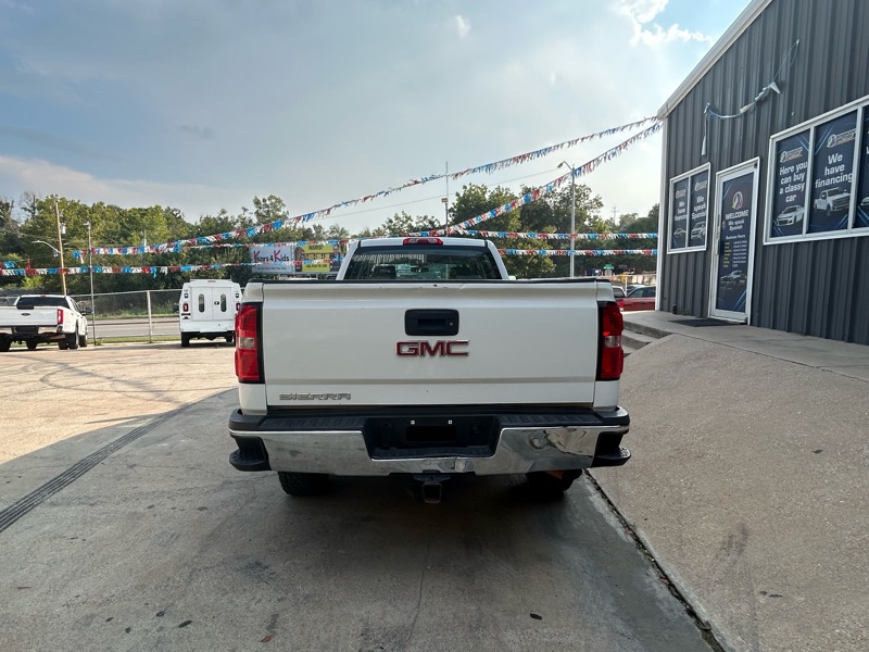 GMC Sierra 2500HD Base Crew Cab 4WD 2017 GMC Sierra 2500HD Base Crew Cab 4WD 2017