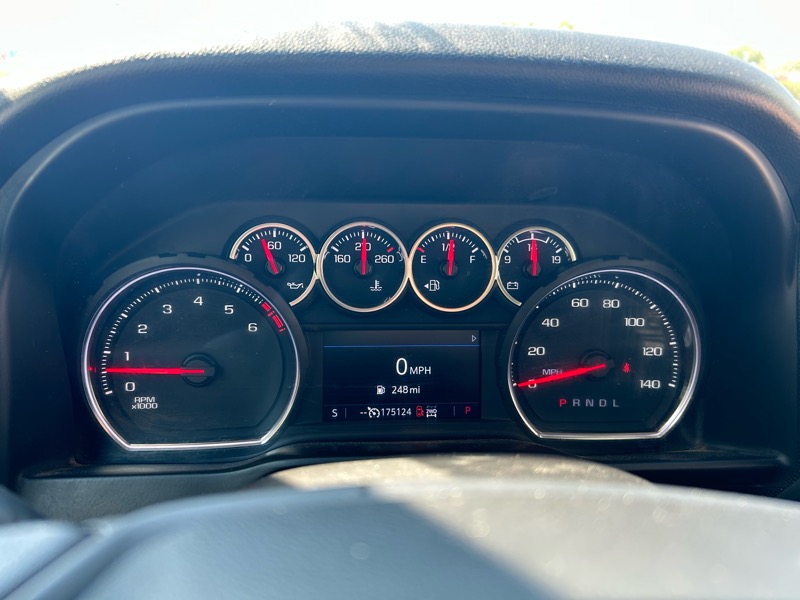 Chevrolet Silverado 2500HD 4WD Crew Cab 153" LT w/1LT 2021 Chevrolet Silverado 2500HD 4WD Crew Cab 153" LT w/1LT 2021