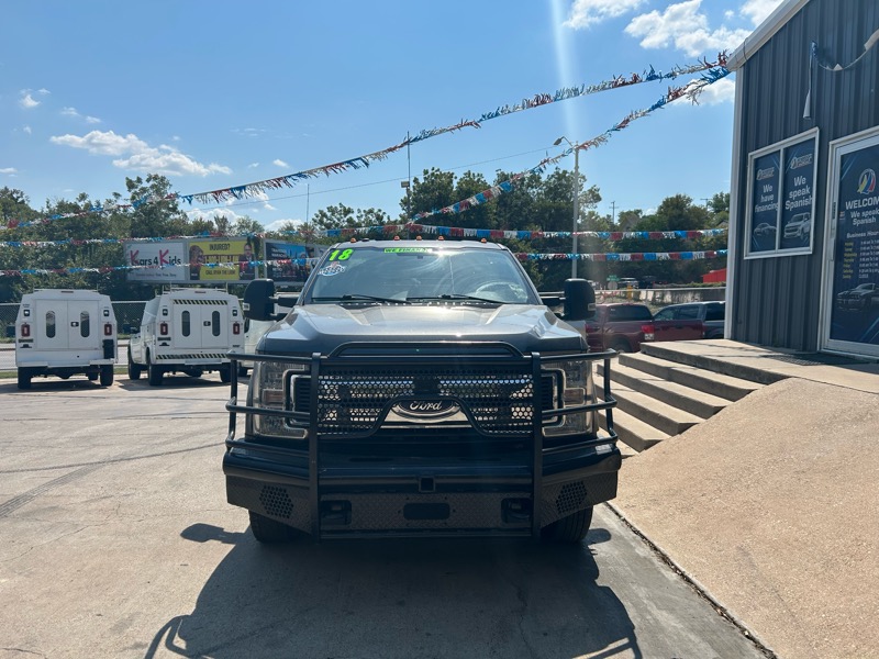 Ford F-350 SD XLT 4WD DRW 2018 Ford F-350 SD XLT 4WD DRW 2018