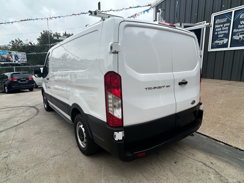 Ford Transit 150 Van Low Roof w/Sliding Pass. 130-in. WB 2020 Ford Transit 150 Van Low Roof w/Sliding Pass. 130-in. WB 2020