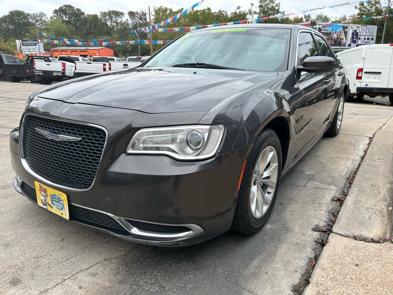 Chrysler 300 Limited RWD 2015 Chrysler 300 Limited RWD 2015