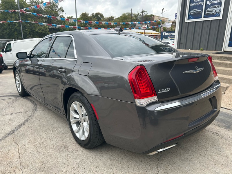 Chrysler 300 Limited RWD 2015 Chrysler 300 Limited RWD 2015