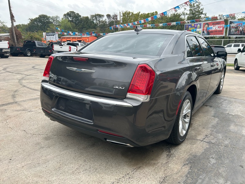Chrysler 300 Limited RWD 2015 Chrysler 300 Limited RWD 2015