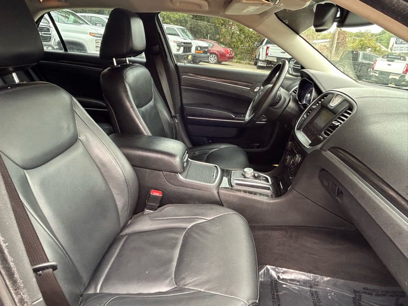 Chrysler 300 Limited RWD 2015 Chrysler 300 Limited RWD 2015
