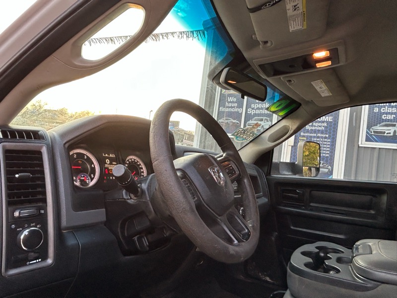 RAM 3500 Crew Cab 2WD DRW 2016