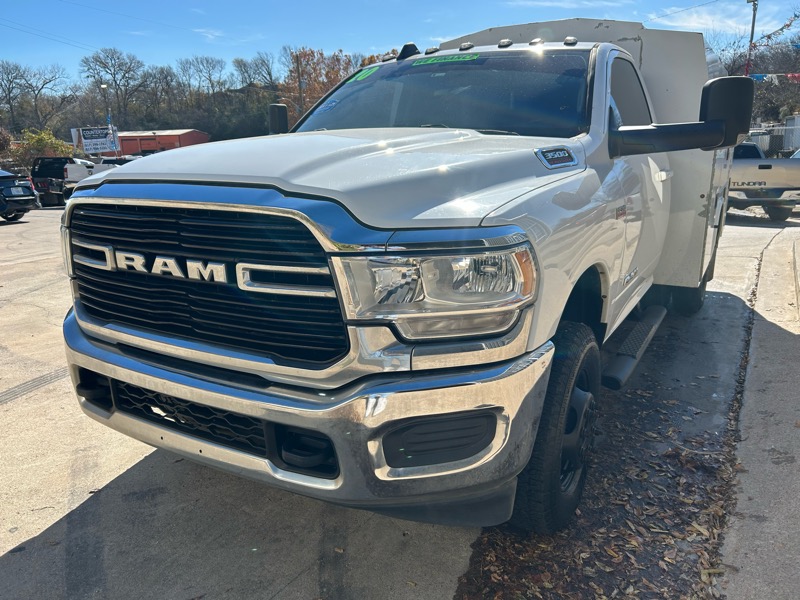 RAM 3500 Regular Cab 4WD SWB DRW 2020