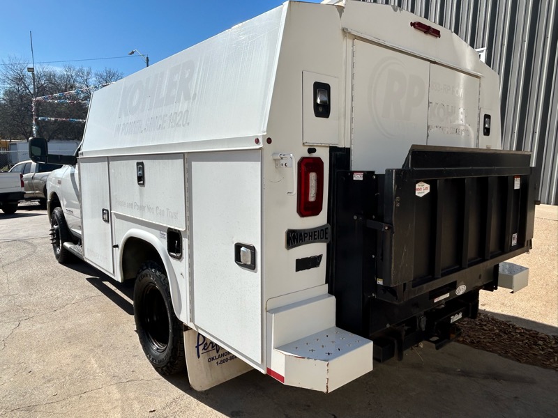 RAM 3500 Regular Cab 4WD SWB DRW 2020