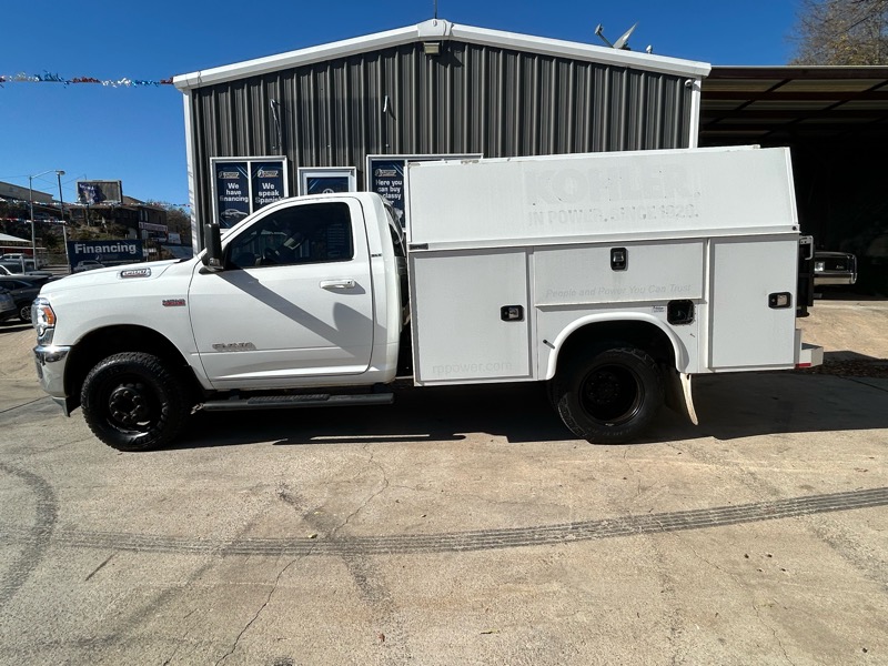 RAM 3500 Regular Cab 4WD SWB DRW 2020