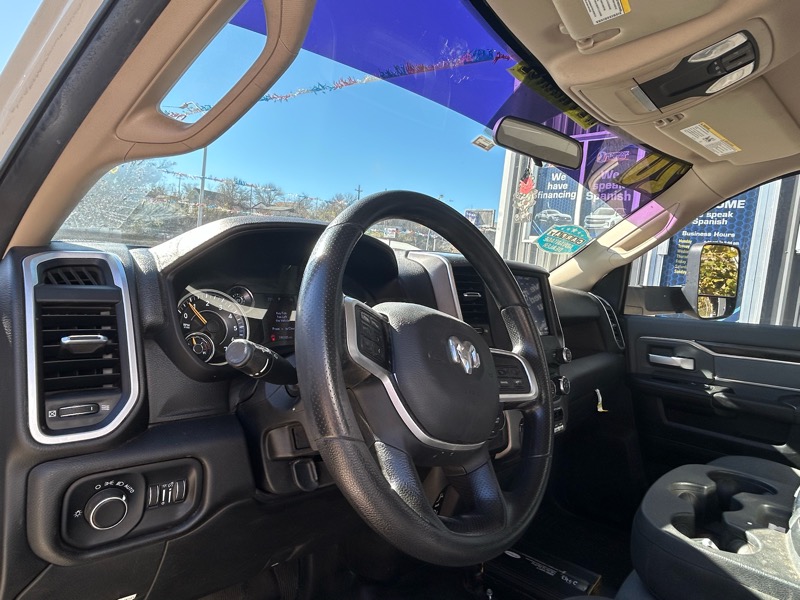 RAM 3500 Regular Cab 4WD SWB DRW 2020