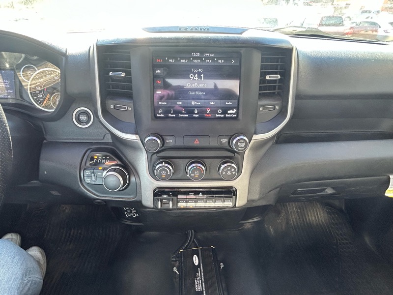 RAM 3500 Regular Cab 4WD SWB DRW 2020