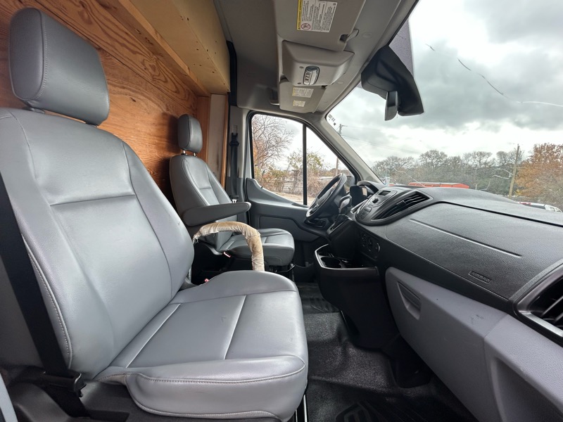 Ford Transit 150 Van Med. Roof w/Sliding Pass. 148-in. WB 2016