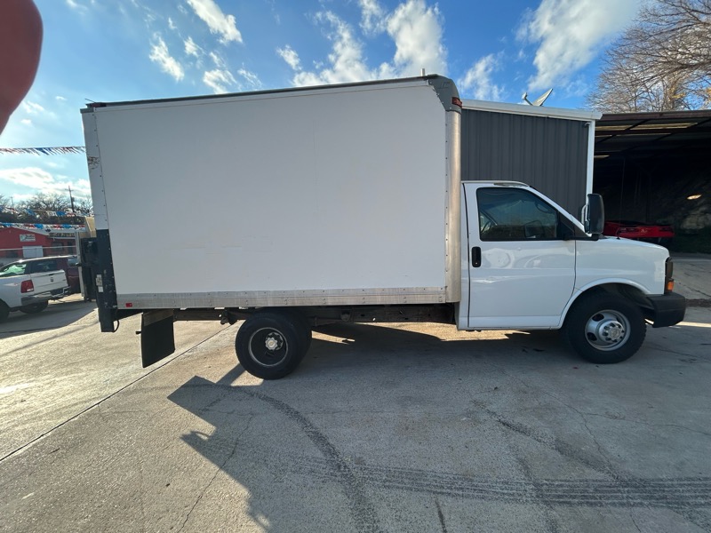 Chevrolet Express G3500 2012