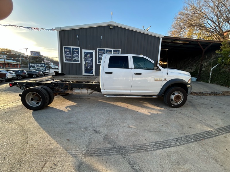 RAM 5500 Crew Cab LWB 4WD DRW 2018