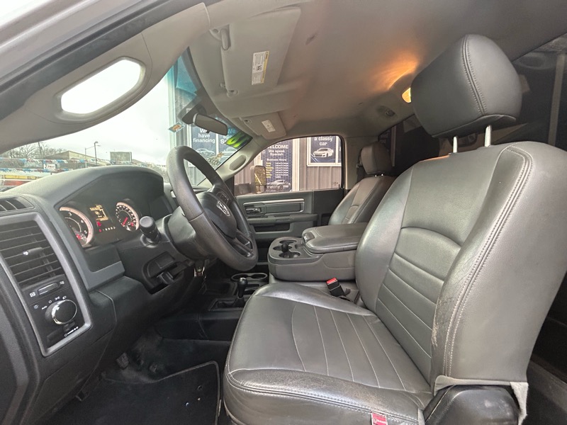 RAM 3500 Regular Cab 4WD DRW 2018