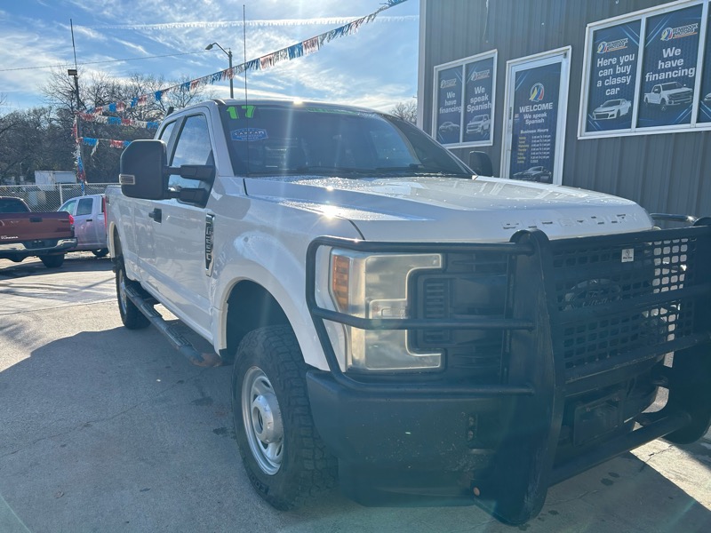 2017 Ford F-250 SD XLT SuperCab Long Bed 4WD