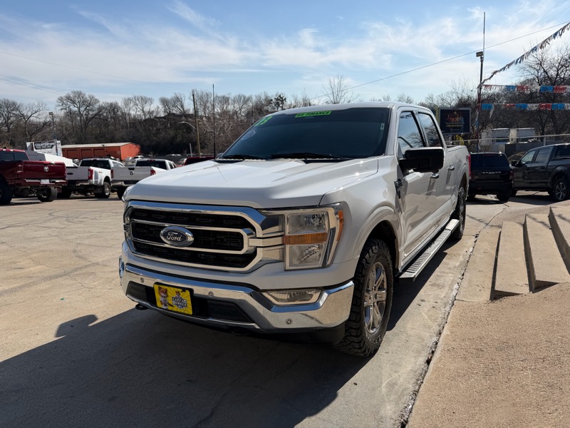 Ford F-150 4WD SuperCrew 145" XLT 2023