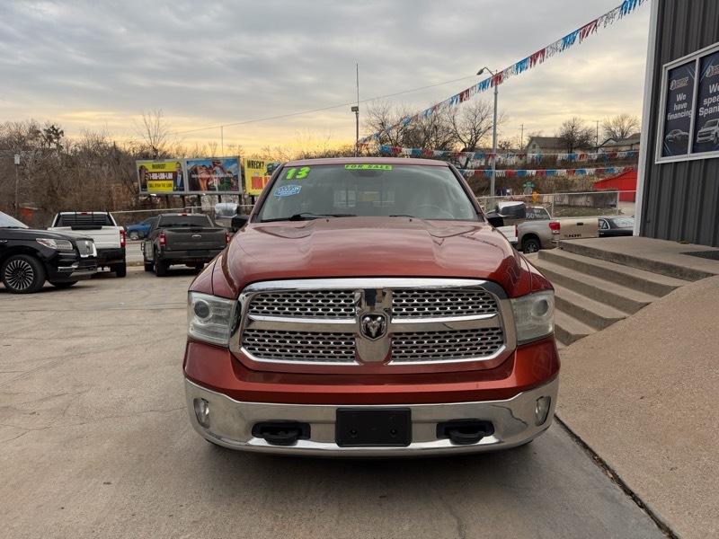RAM 1500 Laramie Crew Cab SWB 4WD 2013